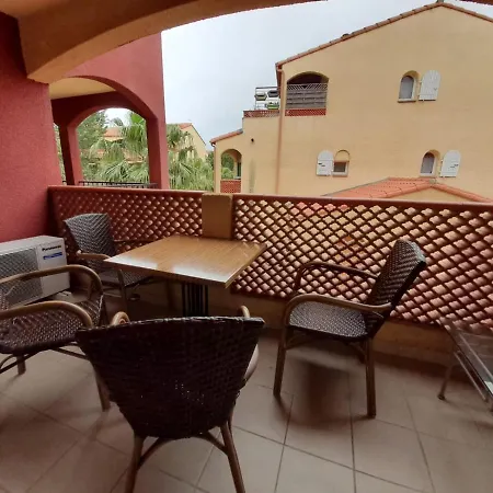 Magnifique T2 Au Coeur D'un Joli Village De Vacance Sierra. N 244 Canet-en-Roussillon